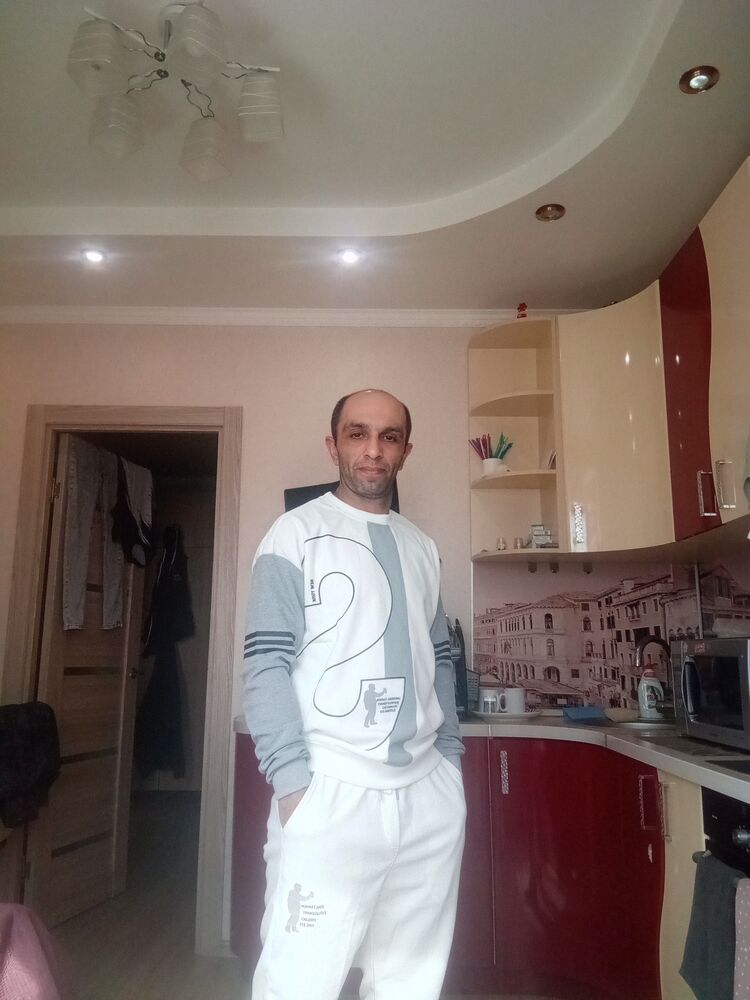  52218693  Garik, 40 ,    