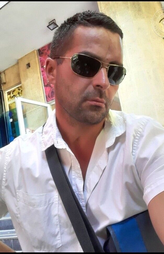  17502813  Jordan, 51 ,    