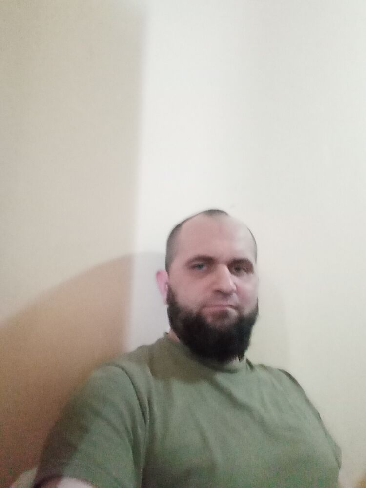  46961803  , 42 ,    