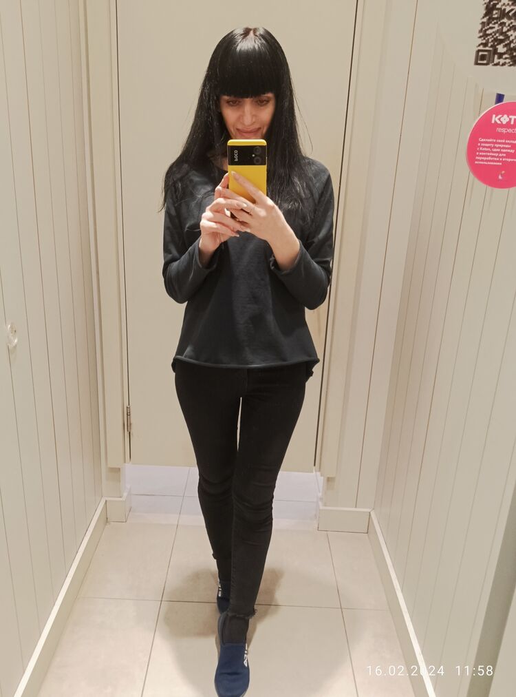  --,   Valentina, 41 ,  