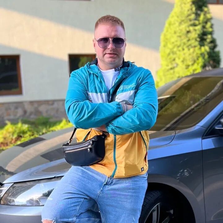  53303273  Henry, 55 ,     