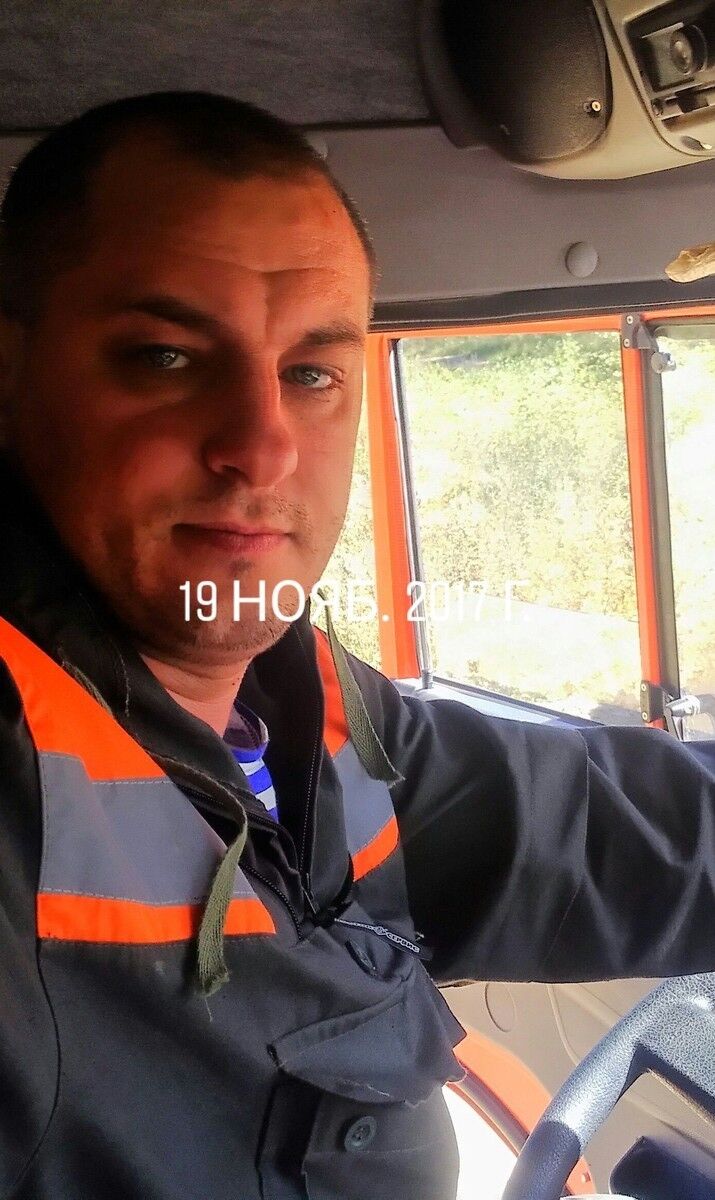 11907643  , 42 ,     