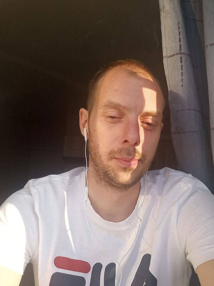  40507153  , 39 ,    