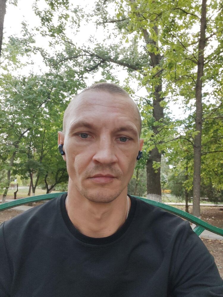  44778673  , 37 ,    