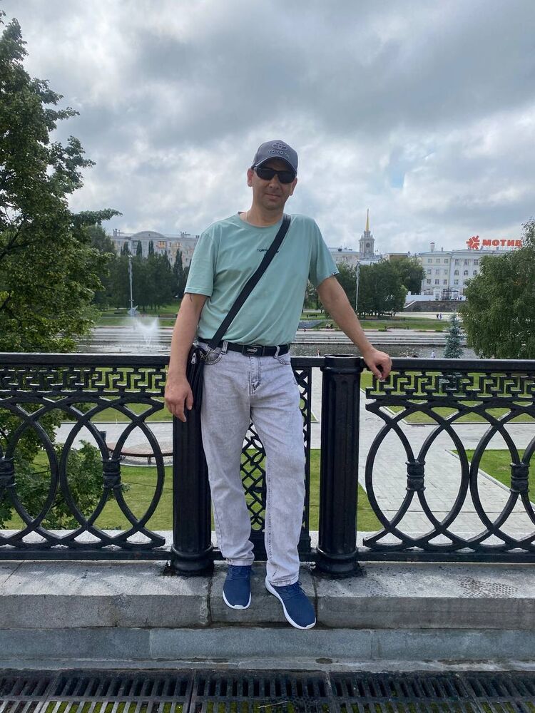 ,   Evgeny, 47 ,   ,   , c 
