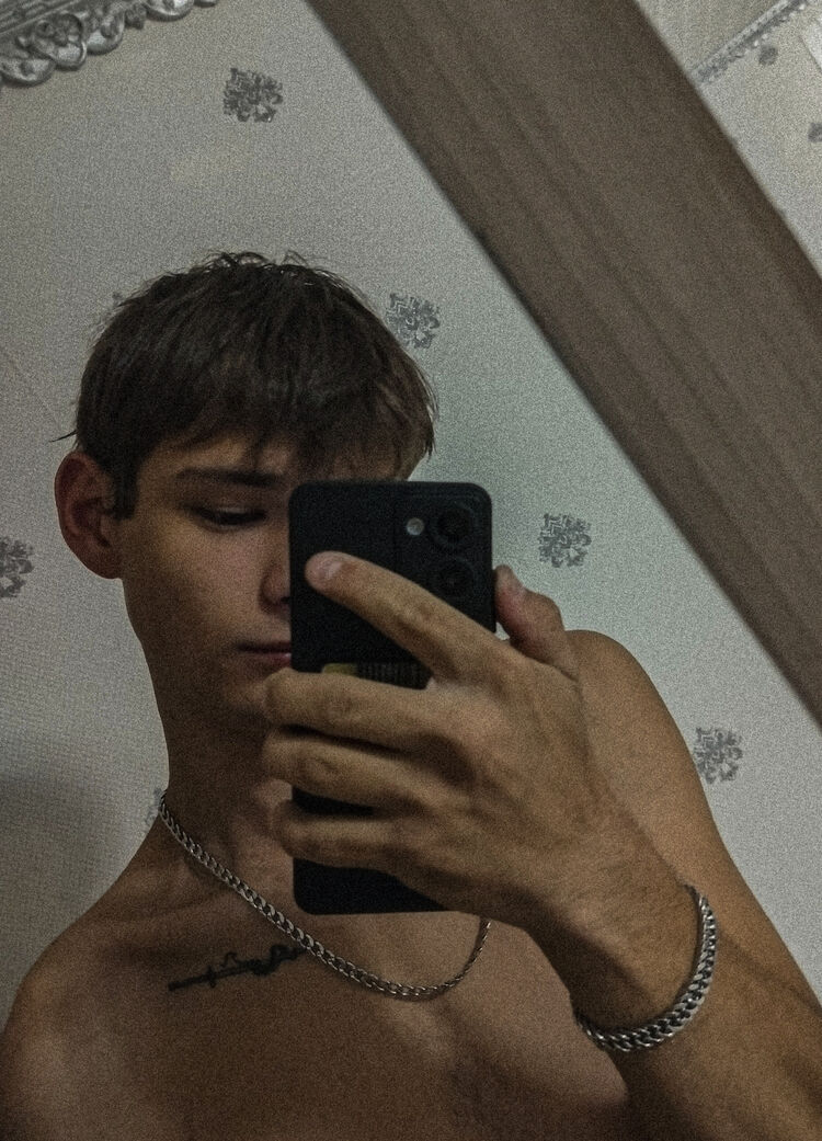  36773883  , 21 ,    