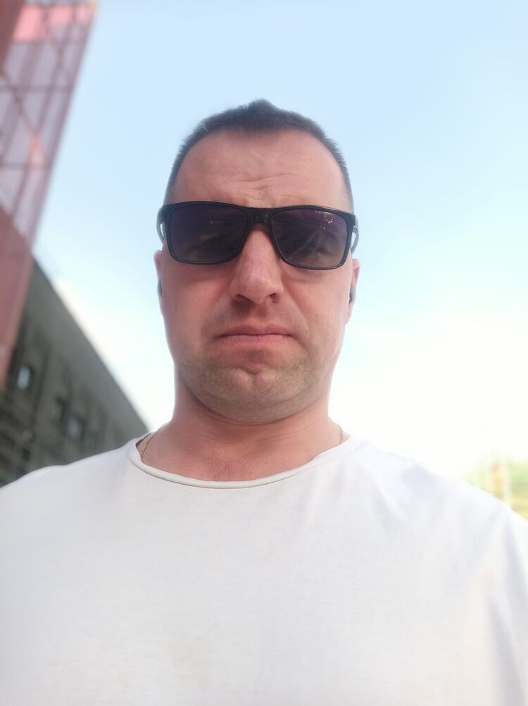  ,   Dima, 44 ,   ,   , c , 