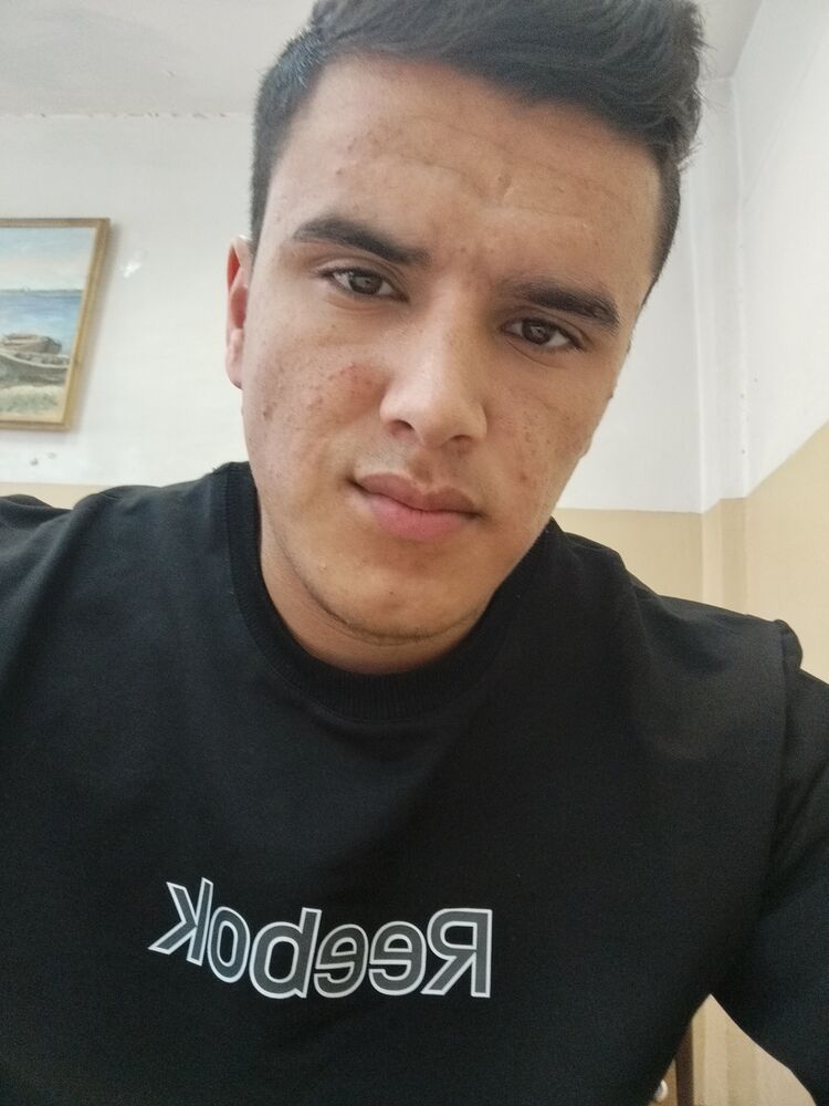  51916743  , 19 ,    