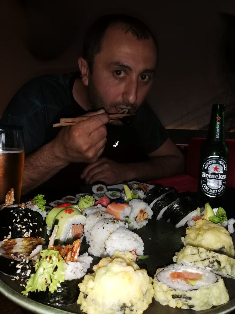  23543143  Emil, 44 ,    Warszawa