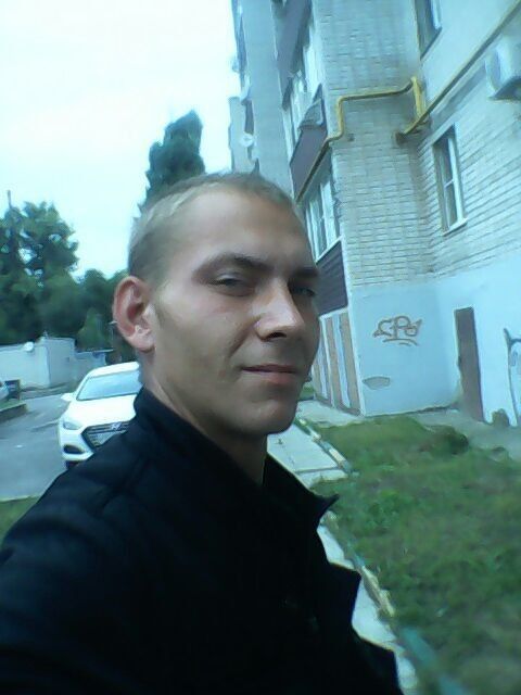  8594833  , 32 ,    --