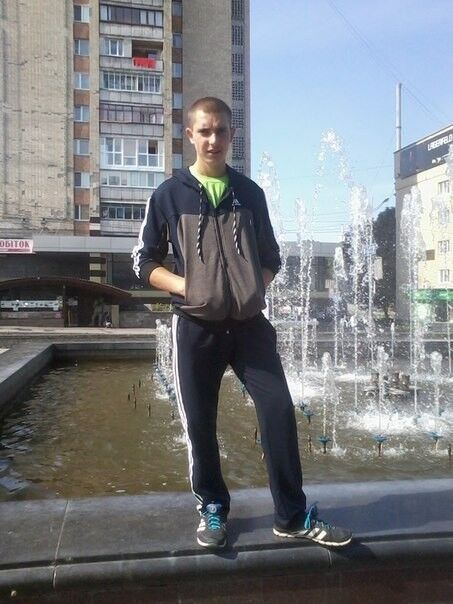  13748213  Vova, 31 ,    