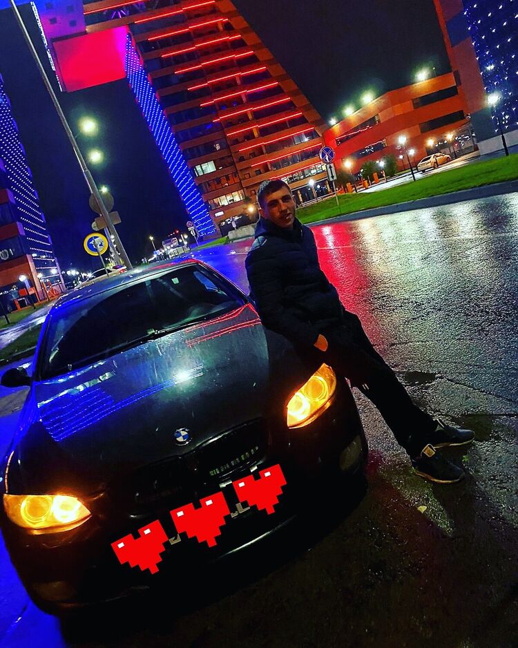  26720473  Anton, 27 ,    