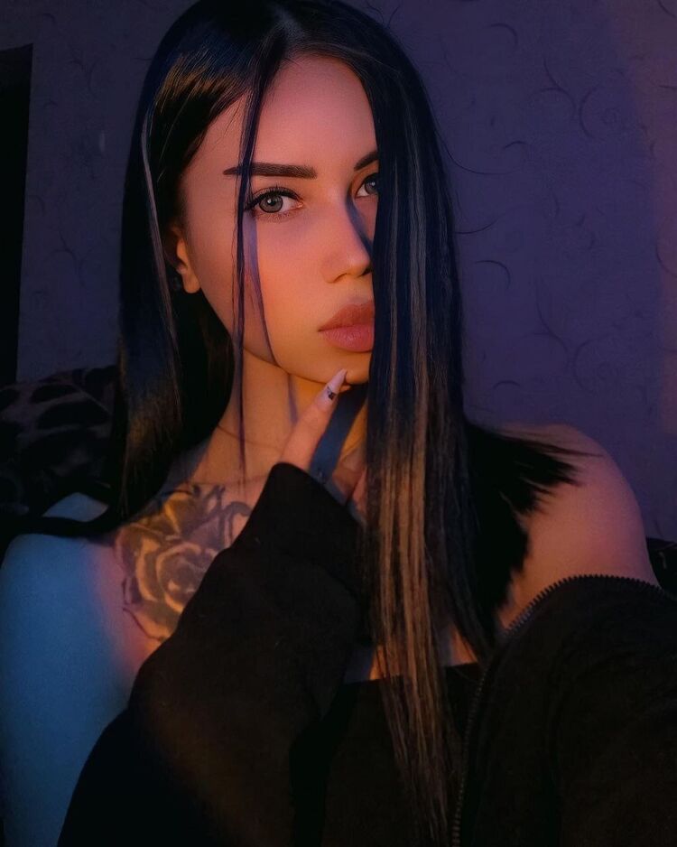  32557873  , 21 ,    