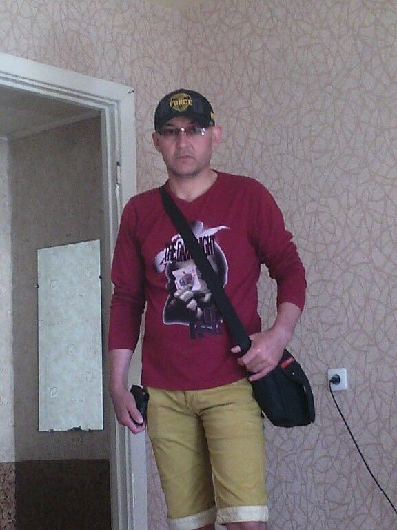  ,   Anvar, 52 ,   ,   , c 