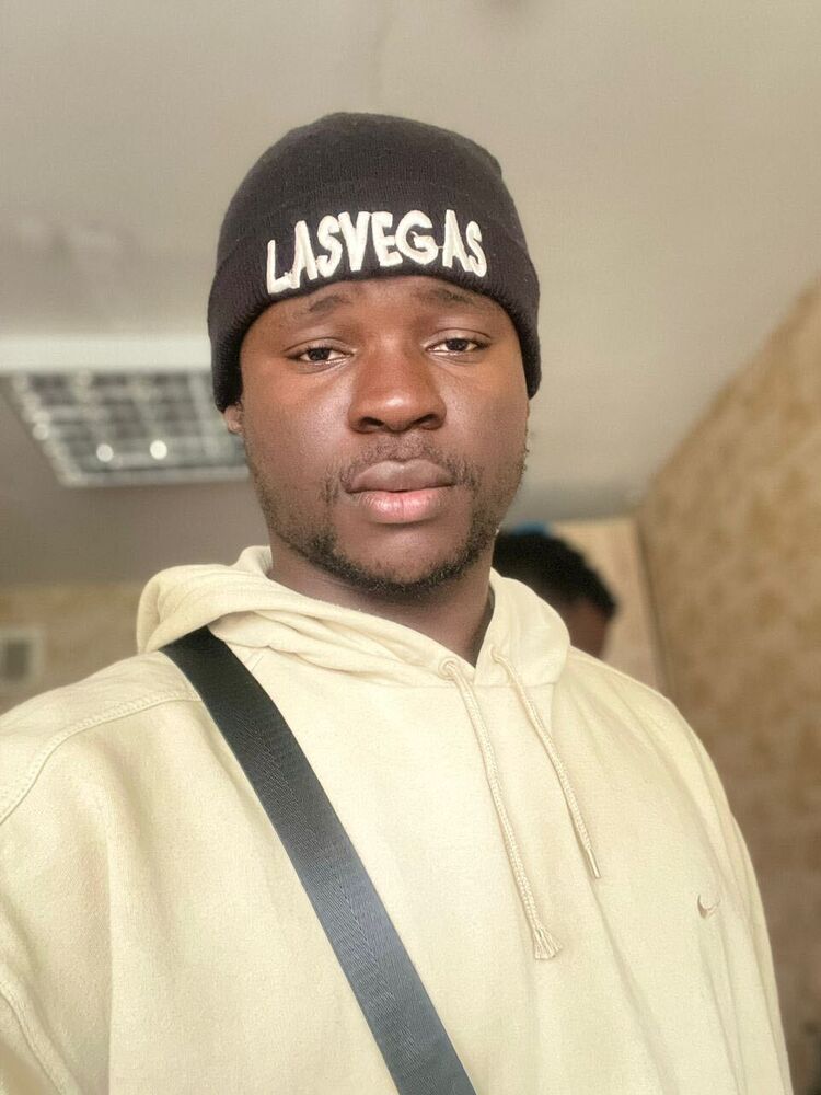  52135563  Franck, 26 ,    