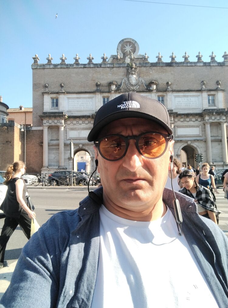  43766983  Vito, 49 ,    Rome