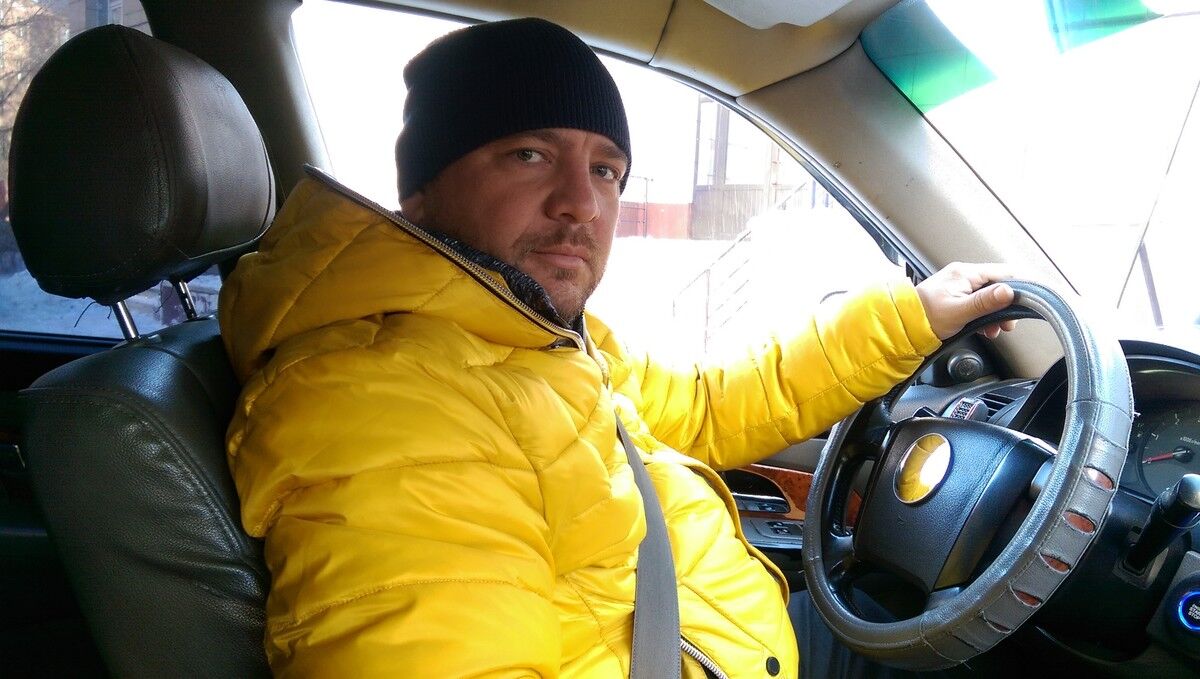  8618123  Vlad, 42 ,    