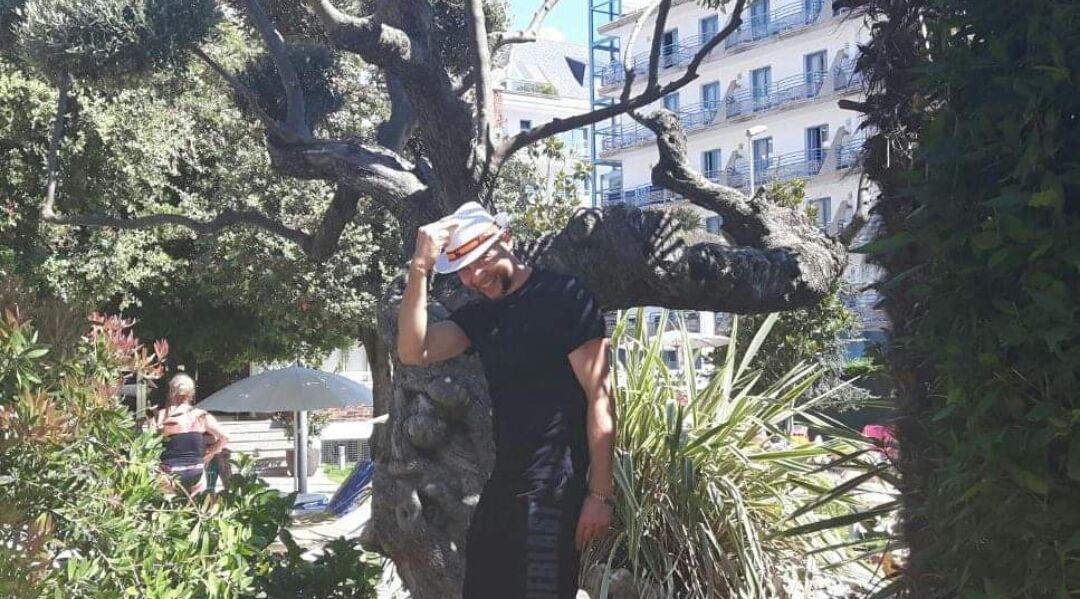  ,   Jurok, 44 ,   c 