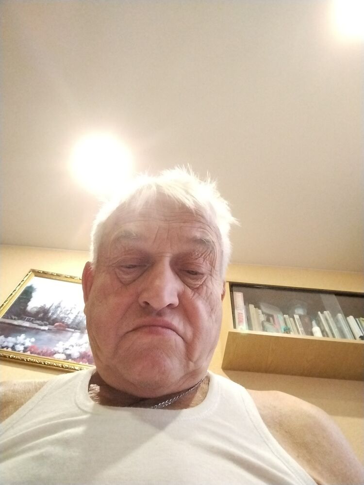  47983693  , 76 ,    