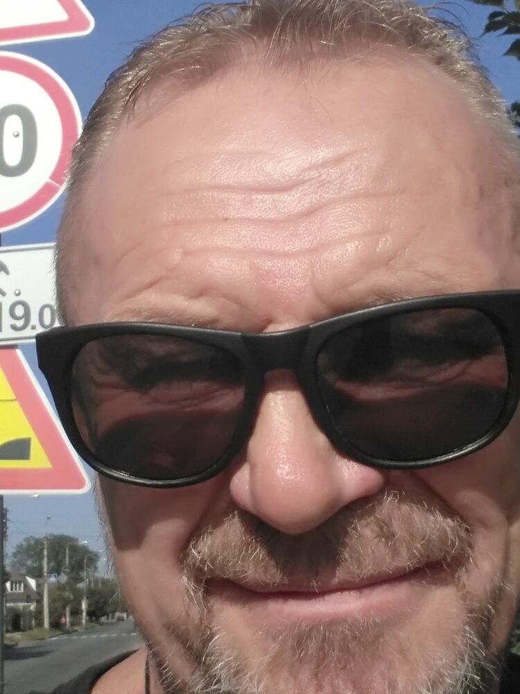  13787253  Doktor, 59 ,    