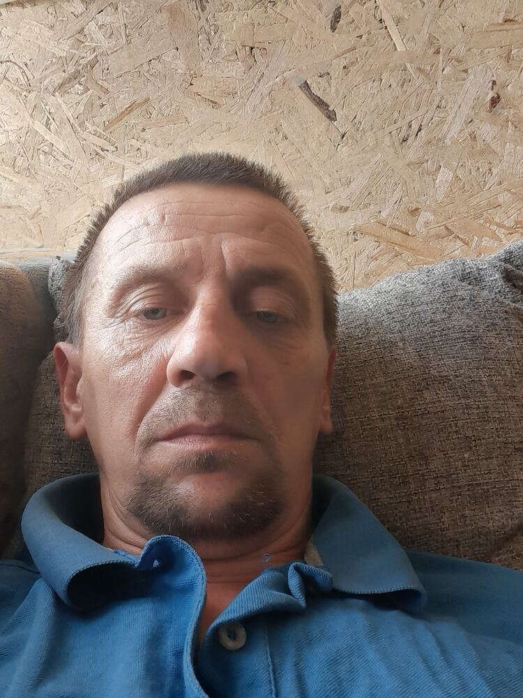  24183683  , 49 ,    