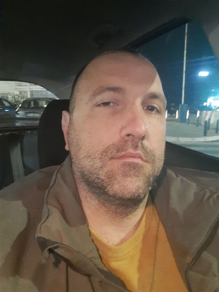  34567773  Ivan, 38 ,    Budva