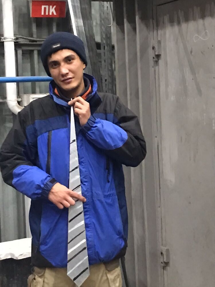  26216003  Kerim, 29 ,    