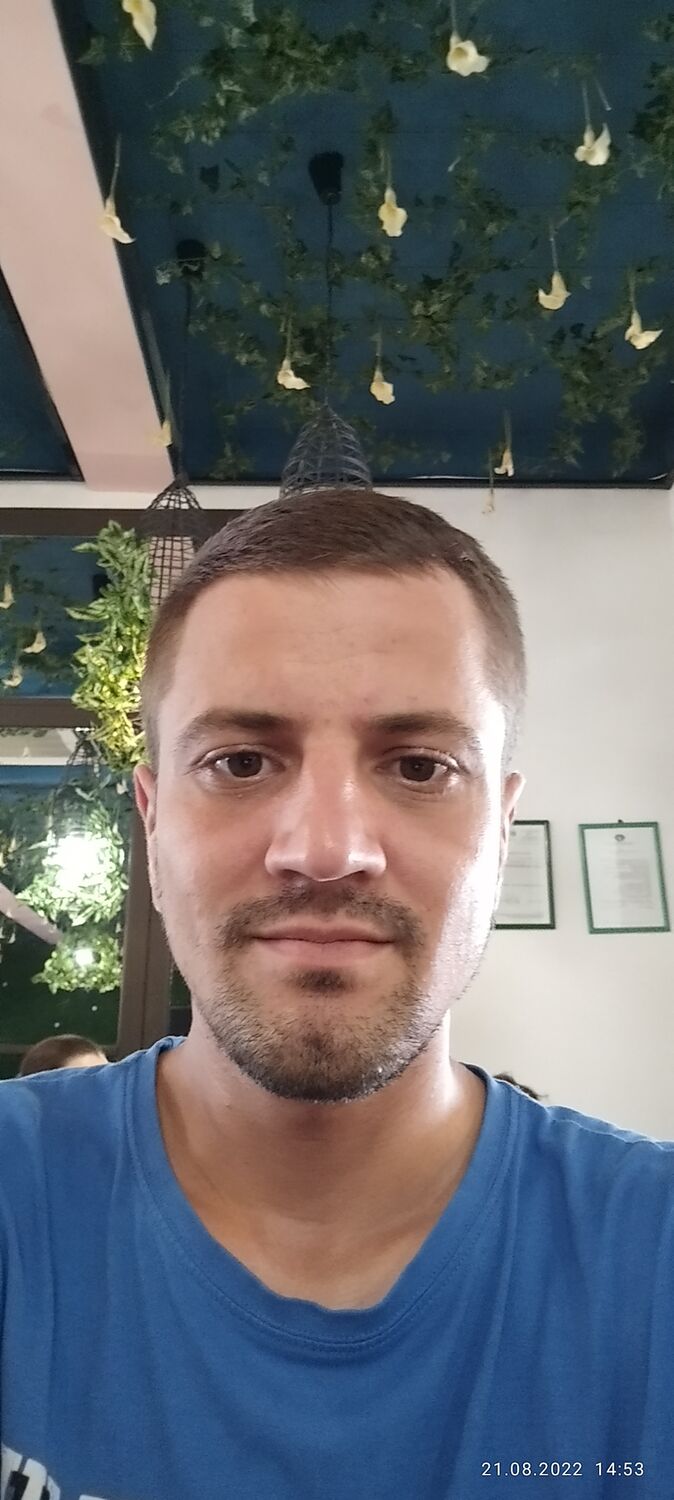 52285743  Marin, 32 ,    