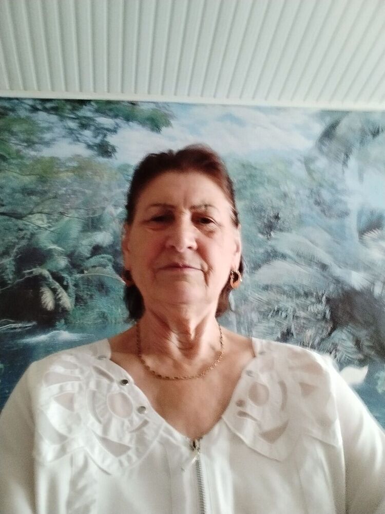  53297333  , 70 ,    