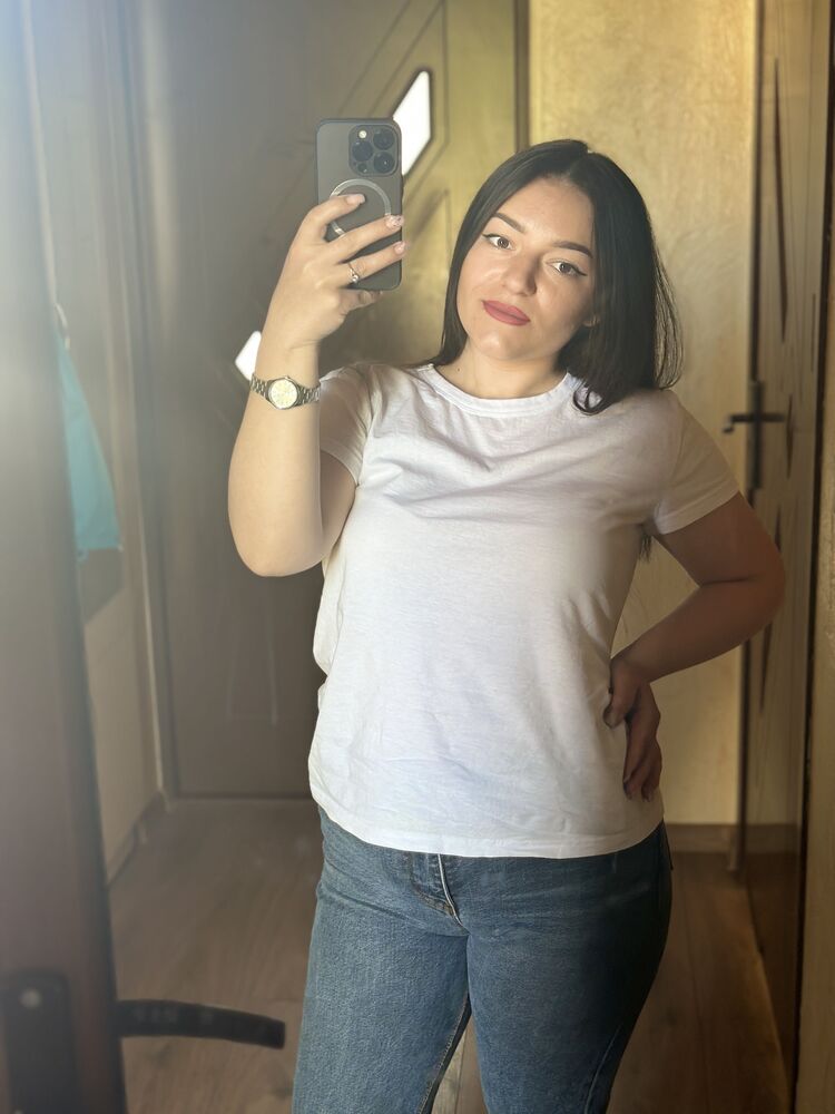  ,   Irina, 26 ,   ,   
