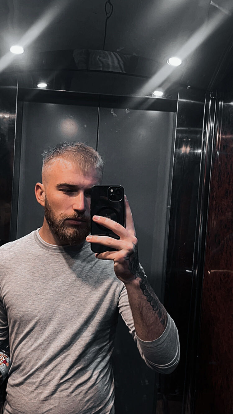  ,   Andrei, 24 ,   ,   , c , 
