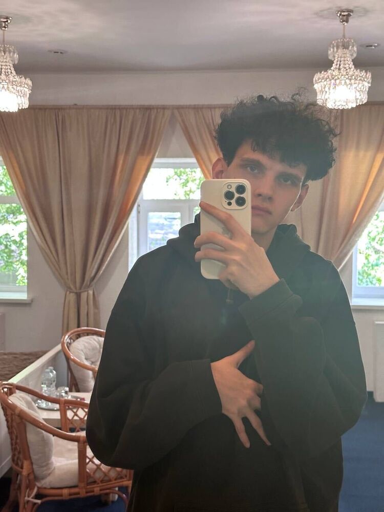  -,   , 24 ,   ,   , 