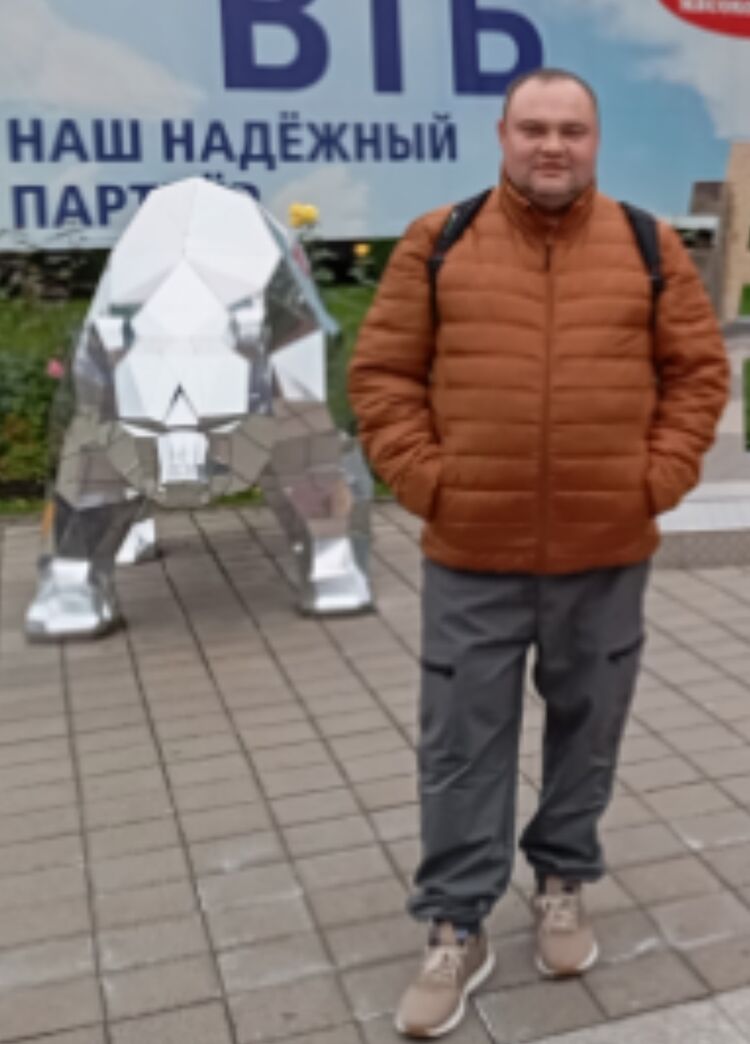  47779473  , 39 ,    