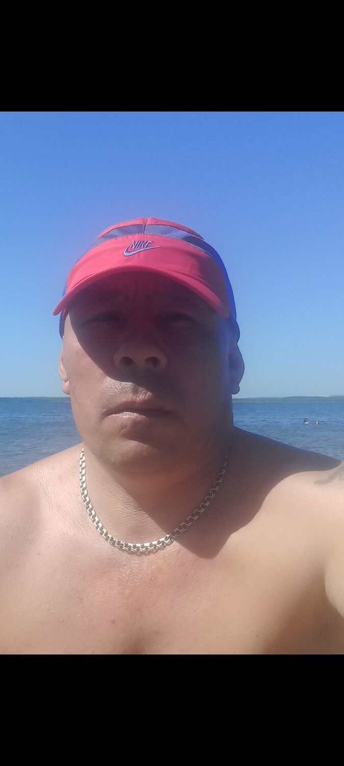  28558323  , 46 ,    