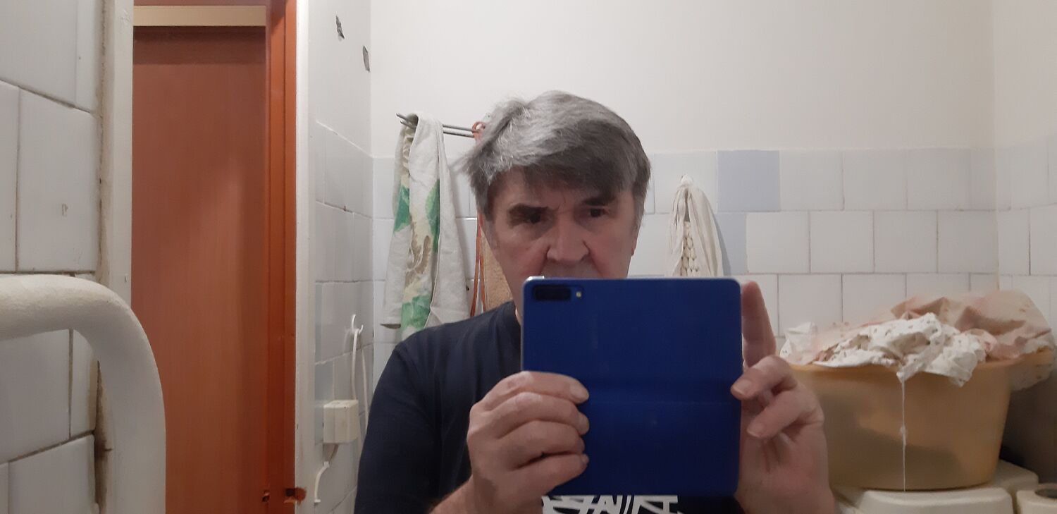  24891083  , 61 ,    