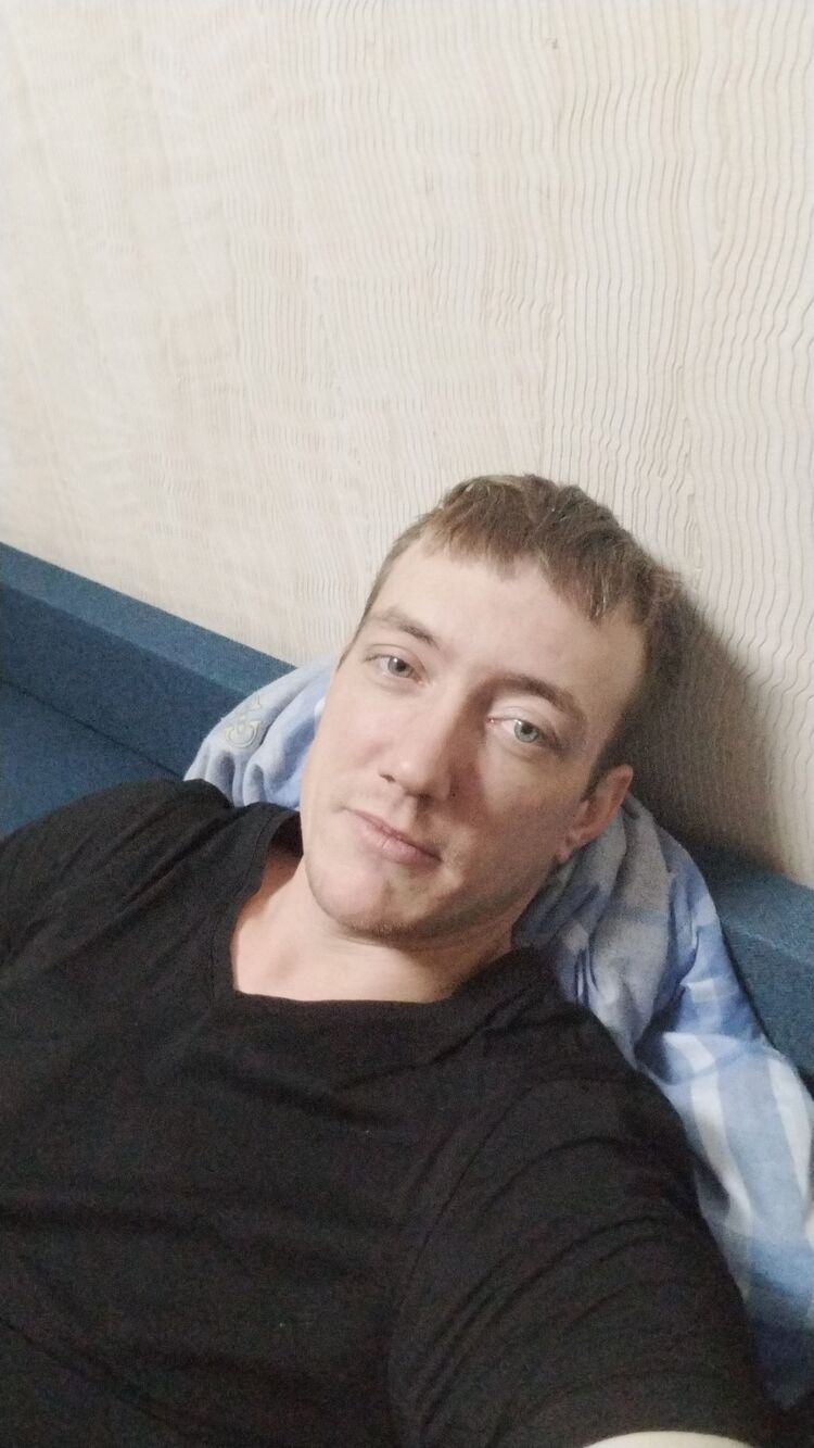  31161483  Alexander, 31 ,    