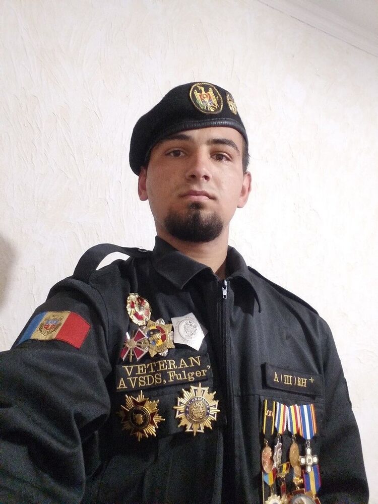  ,   Radu, 27 ,   ,   , c 