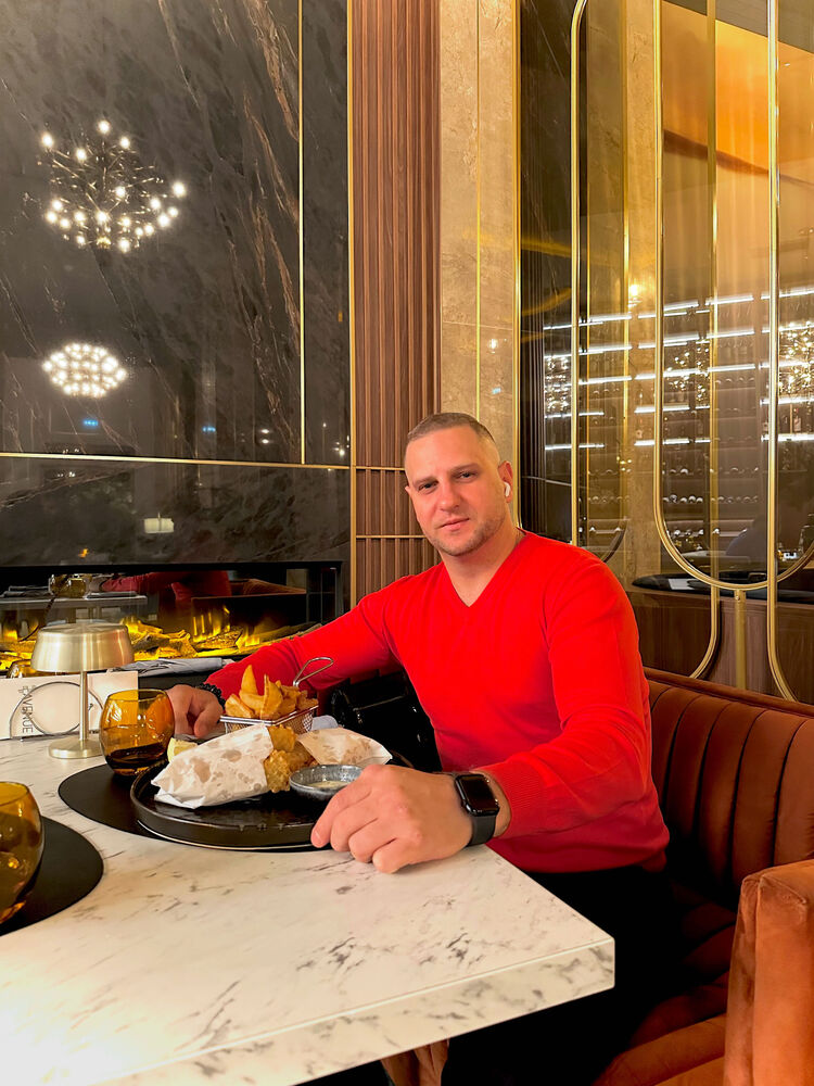 ���������� �����, ���� ������� Daniel, 40 ���, ������������ ��� ������, ����� � ���������, c�������� ���������, ���������