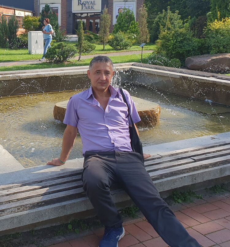  ,   Vladimir, 49 ,   c , 