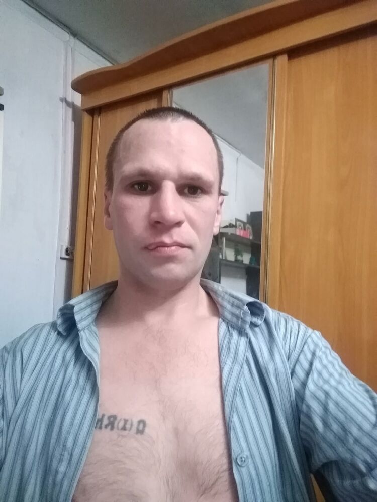  24402533  , 40 ,    