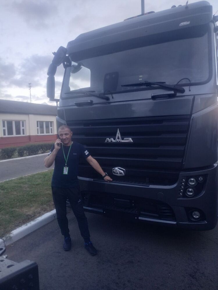 ���� 52333903 ������� �������, 37 ���, ���� ���������� � ��������