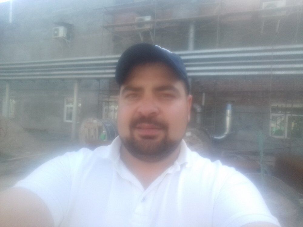  35921493  , 38 ,    