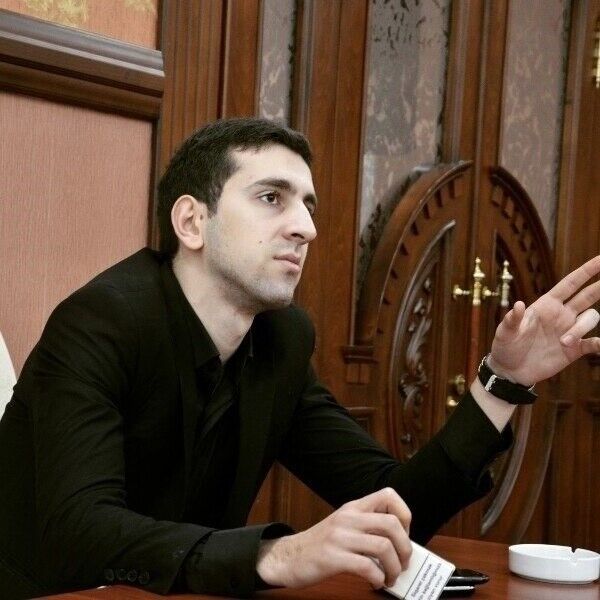  6280883  Tofiq, 33 ,    