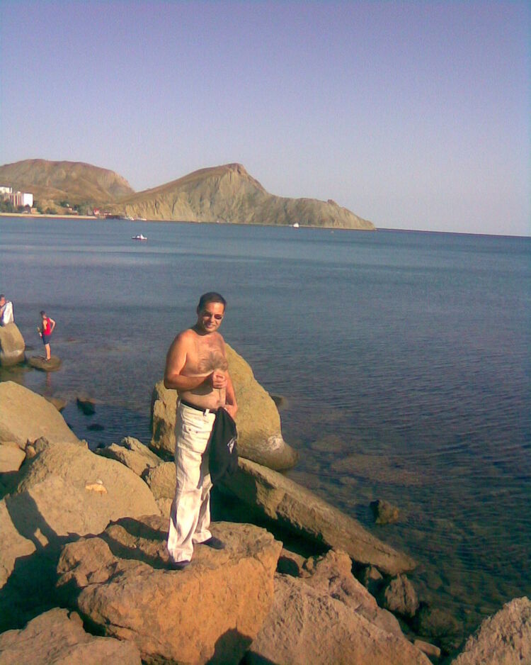 16388553  Oleg, 57 ,    