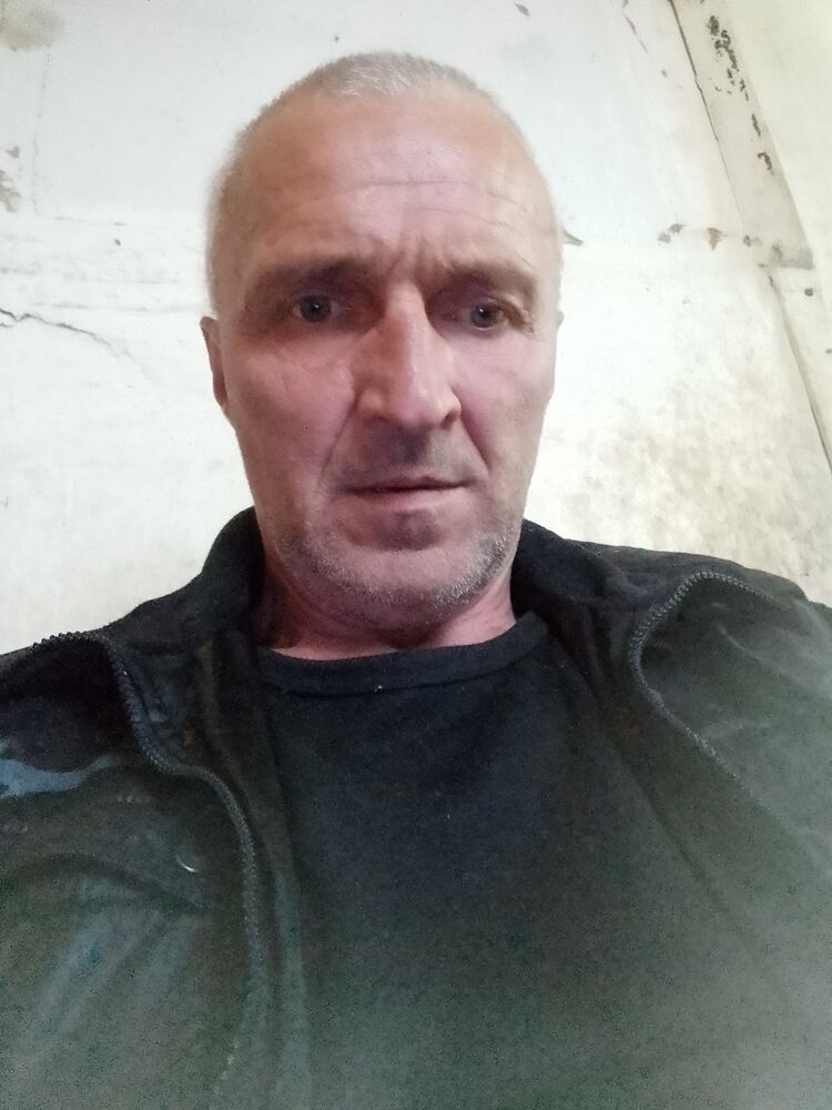  43239863  , 51 ,    