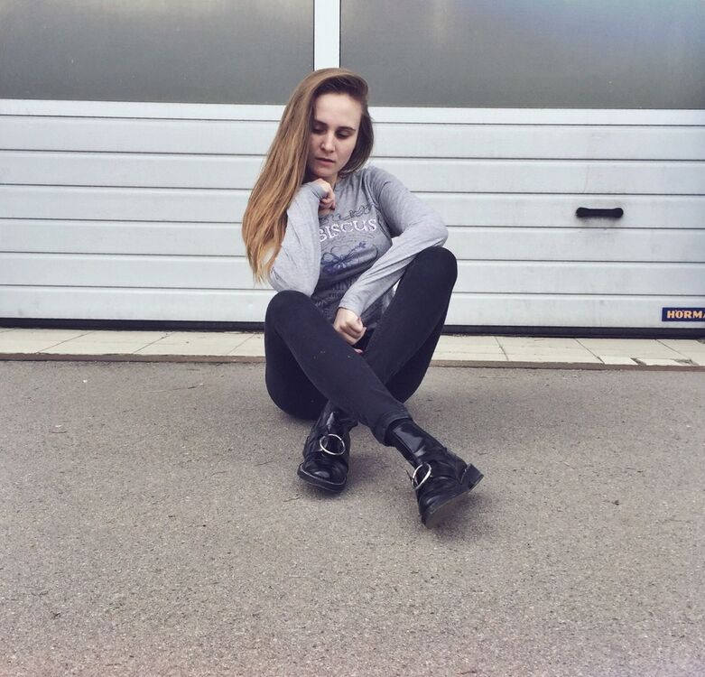  ,   Katiusa, 30 ,  