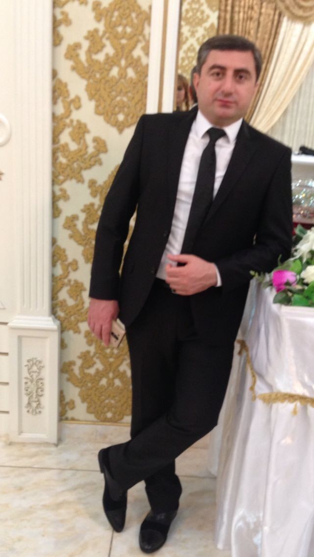  ,   Raul, 43 ,   