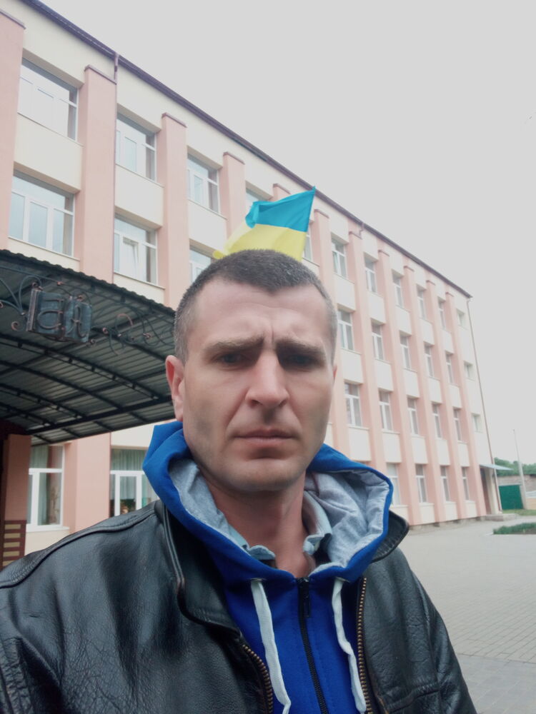  41437753  Andrii, 42 ,    Warszawa