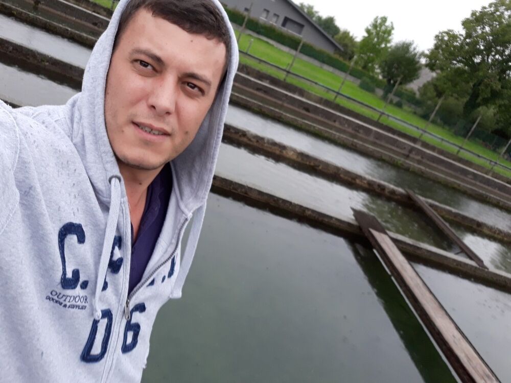  ,   Serj, 38 ,   