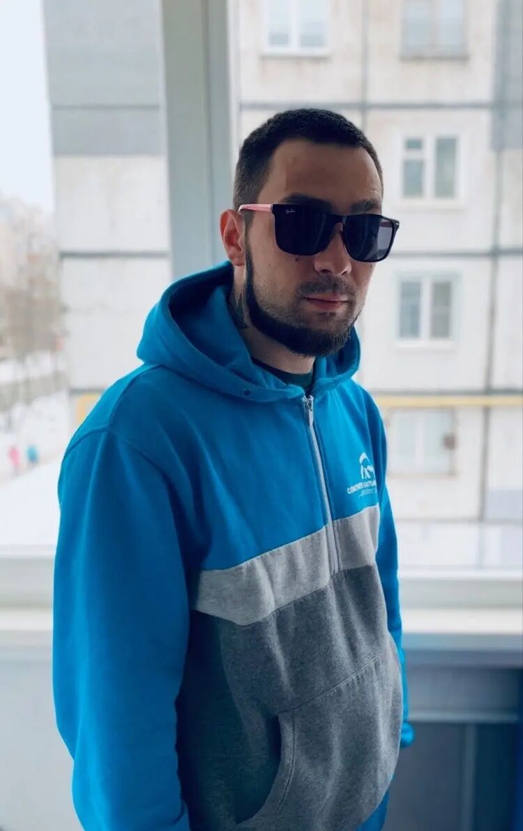  ,   Mishka, 33 ,   ,   , c , 